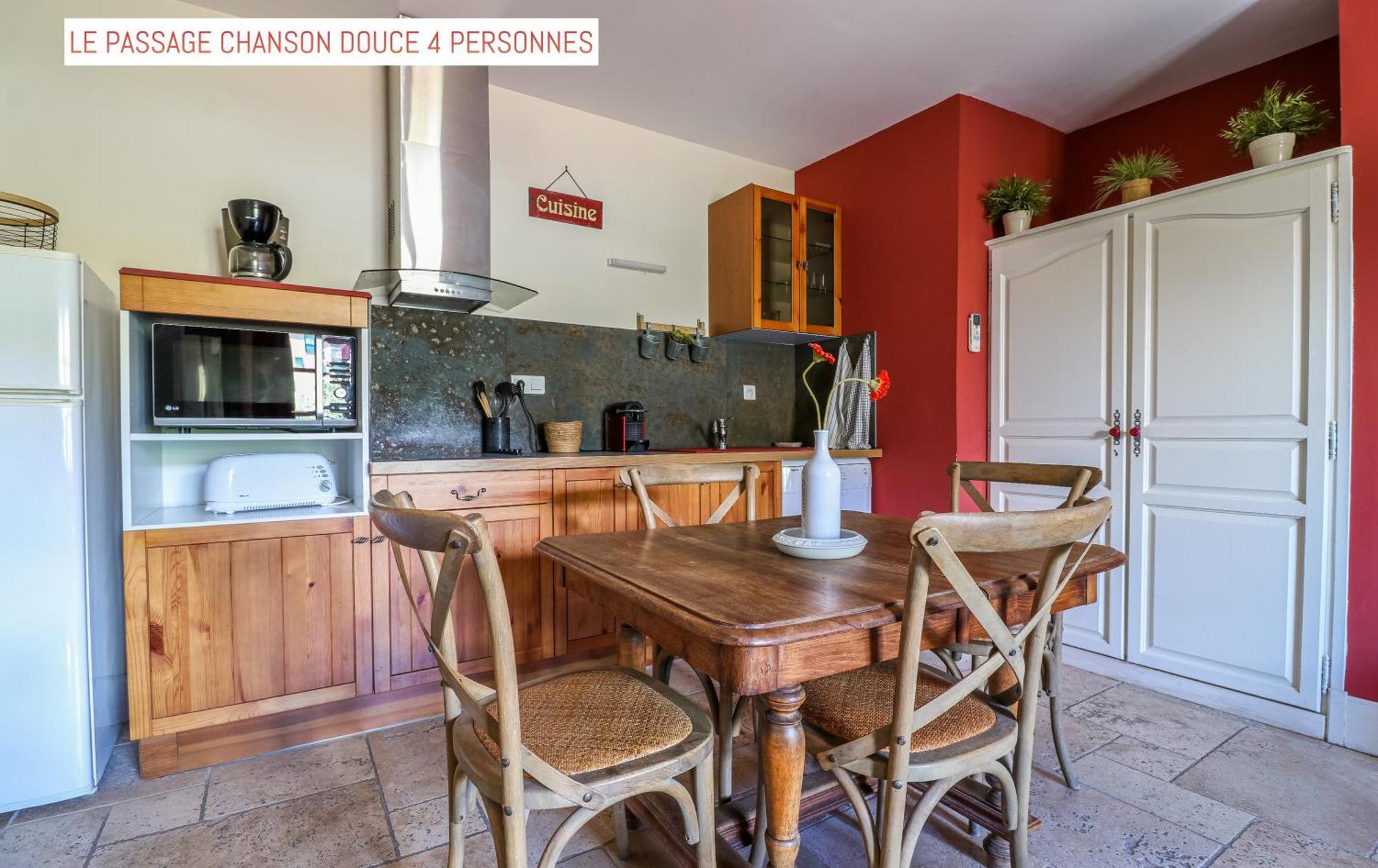 Le Passage Bed & Breakfast Carcassonne Bagian luar foto